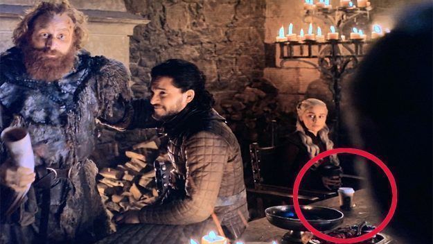 Game of Thrones : Kit Harington serait responsable du fail du gobelet Starbucks #2