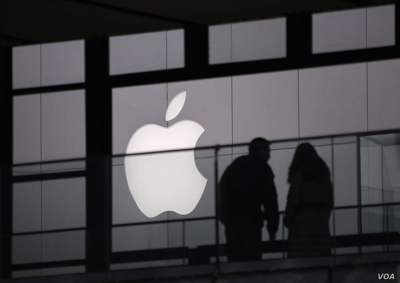 Apple versera 500 millions de dollars suite aux plaintes sur les ralentissements des vieux iPhone