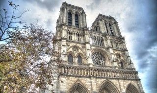 Bientôt une série sur l'incendie de Notre-Dame de Paris