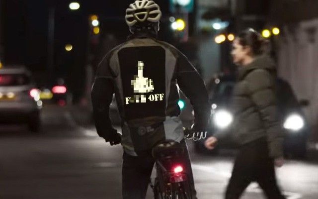 Ford lance une veste emoji pour que les cyclistes communiquent ˝mieux˝ avec les conducteurs #4