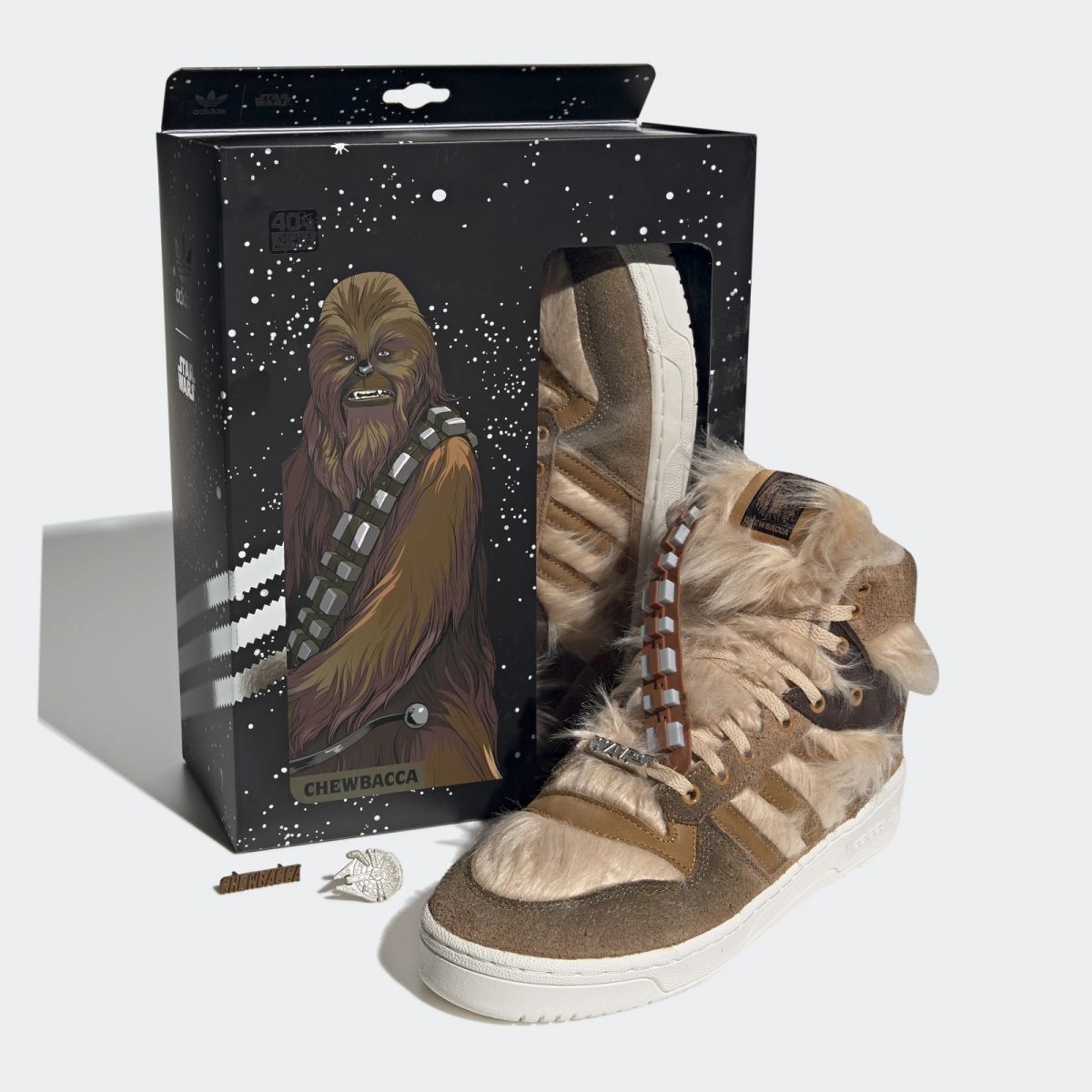 Adidas propose des baskets poilues à l’effigie de Chewbacca #5