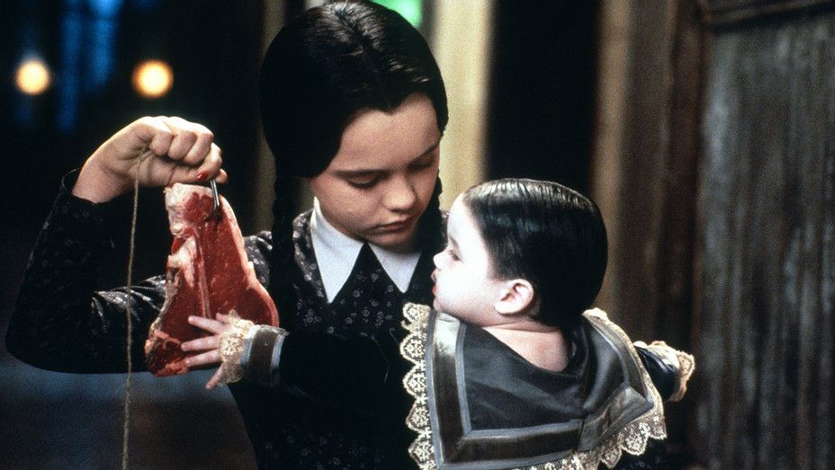 Tim Burton devient showrunner d'une série La Famille Addams live-action #5