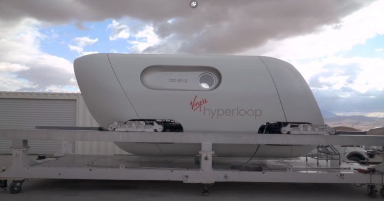 L'Hyperloop a été testé avec deux passagers humains #2
