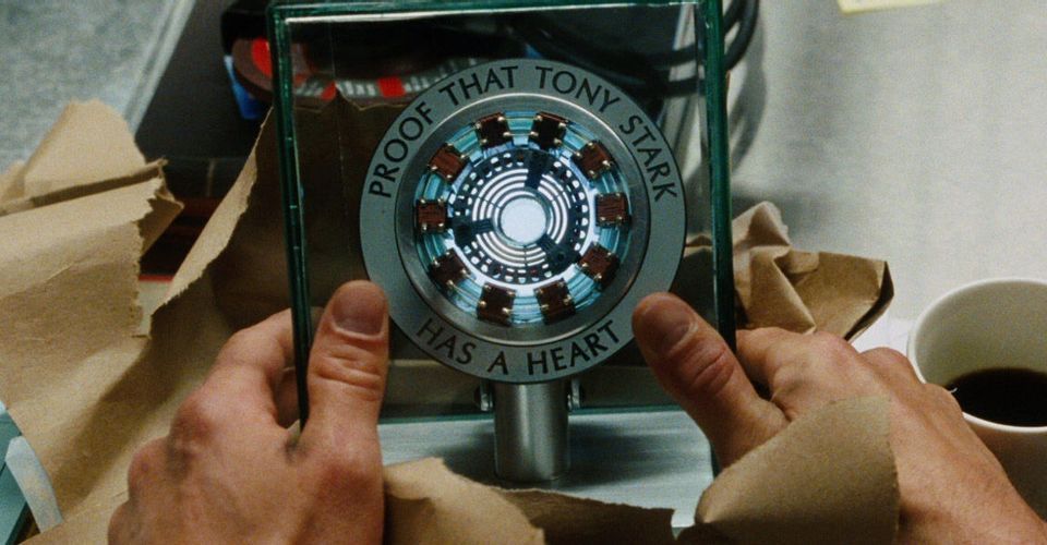 Marvel : découvrez la montre Iron Man en forme de réacteur ARK