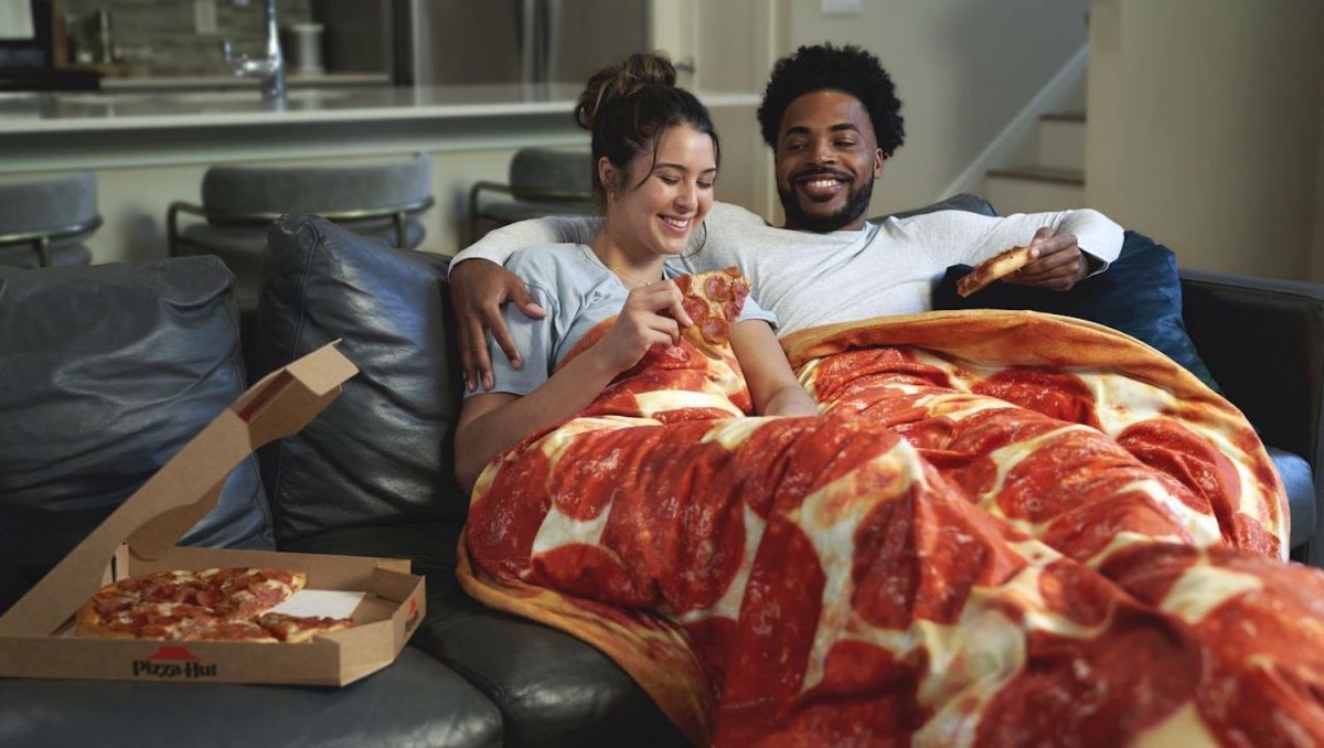 Pizza Hut : cette couverture en forme de Pizza permet de réduire les insomnies