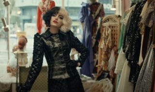 Cruella : bande annonce du préquel des 101 Dalmatiens avec Emma Stone