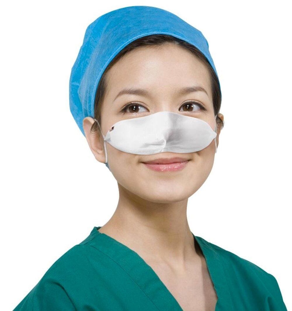 Coronavirus : des chercheurs inventent un masque de nez pour pouvoir manger tout en se protégeant