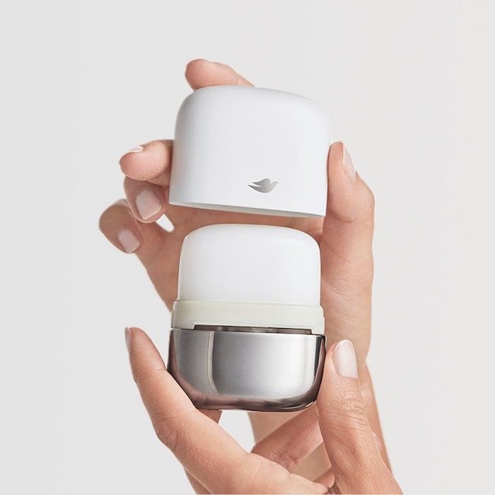 Dove crée un déodorant rechargeable pour limiter les déchets plastiques #4
