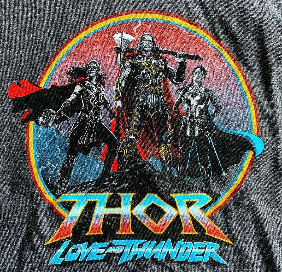 Thor Love and Thunder : un photo de Jane Foster dans l'armure de She-Thor a fuité #4