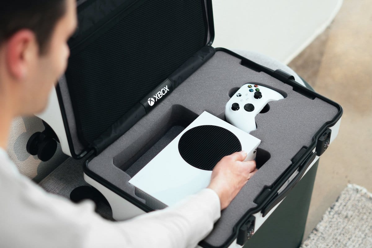 Microsoft imagine une valise inspirée de la Xbox Series S