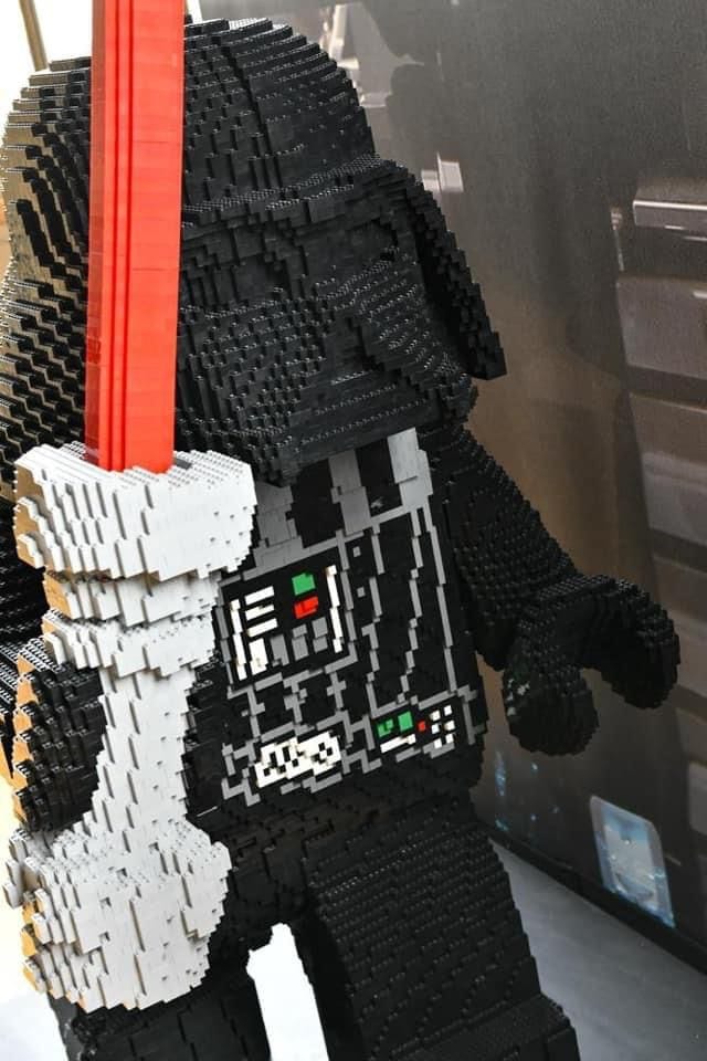 Un X-Wing LEGO grandeur nature à l'expo gratuite LEGO x Star Wars de Levallois #6