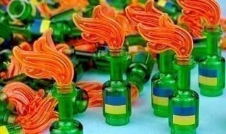 LEGO : Il récolte 145 000 dollars pour l’Ukraine avec des cocktails molotov et des minifigs Zelenskyy