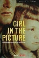 Affiche Girl in the Picture : Crime en abîme