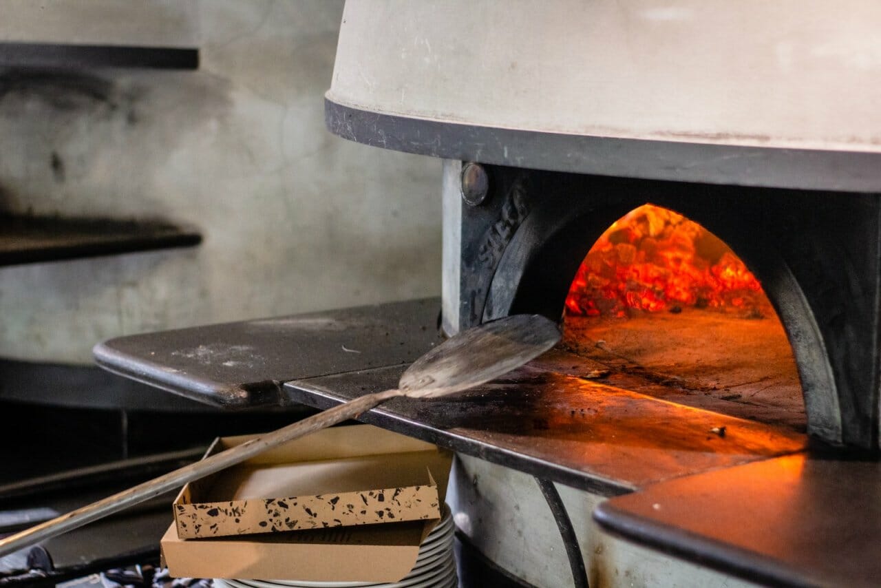 Cette pizzeria propose 15.000€/mois et une Lamborghini de fonction à son futur Pizzaïolo #3