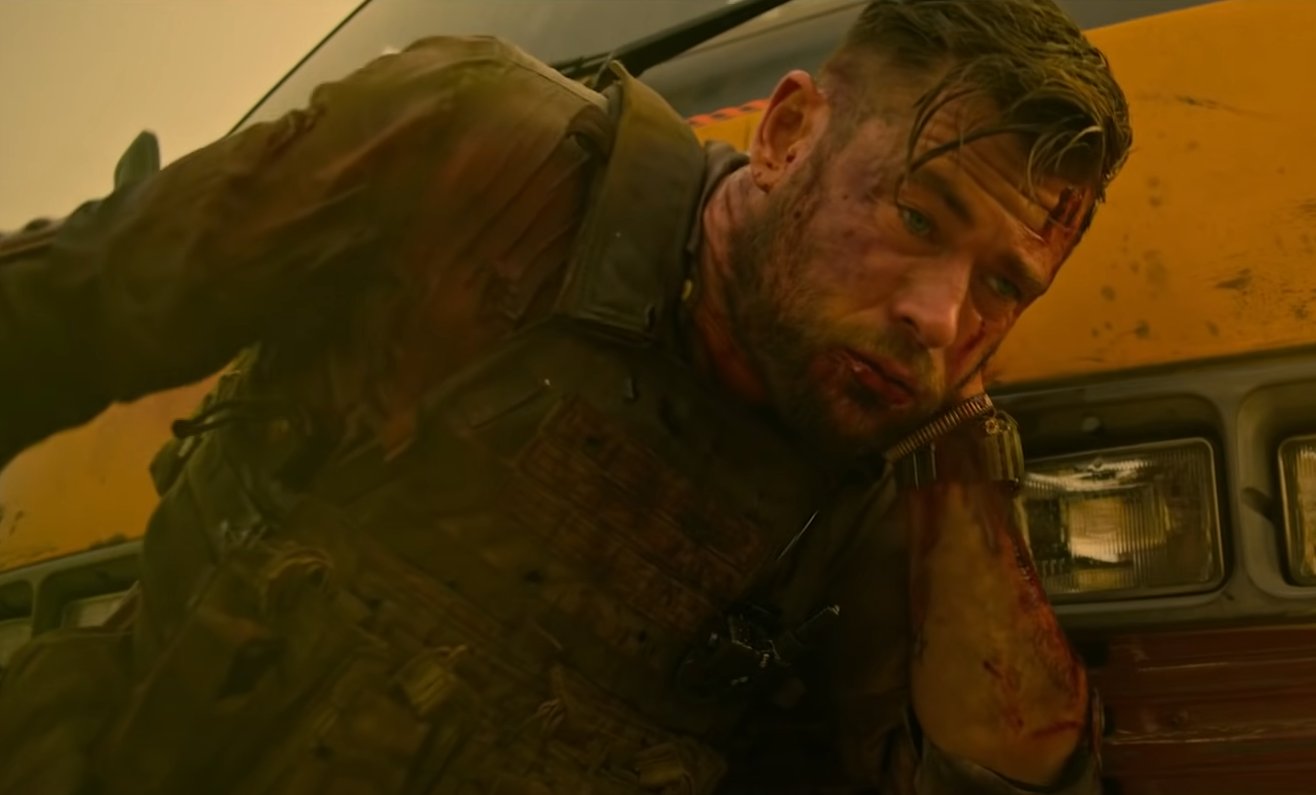 Tyler Rake 2 : Chris Hemsworth revient d'entre les morts dans une bande d'annonce explosive