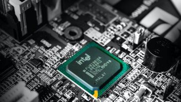 Intel computer processor in selective color photography