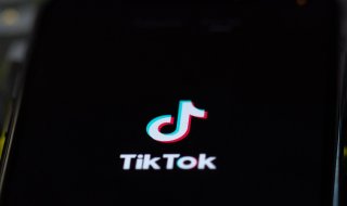 TikTok veut concurrencer Twitter en ajoutant une fonction texte à ses posts