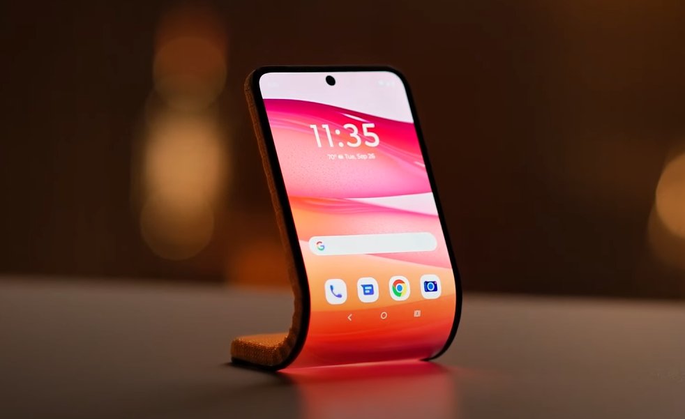 Motorola dévoile un smartphone qui se porte au poignet #6