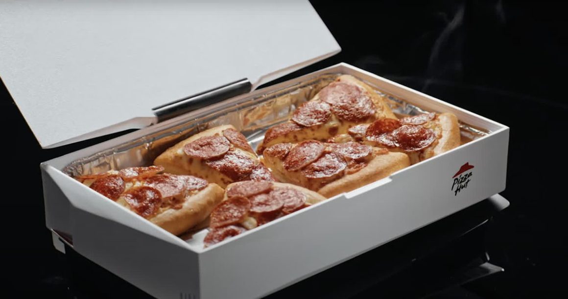 Pizza Hut transforme votre PS5 en chauffe pizza avec cette invention insolite #3